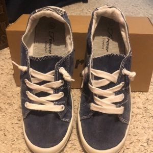 Tennis shoes by Forever Link